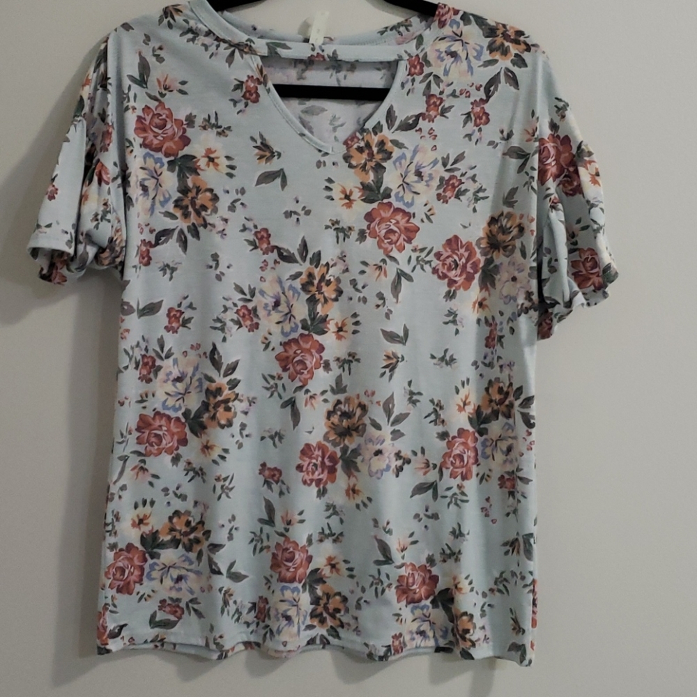 Short sleeve shirt